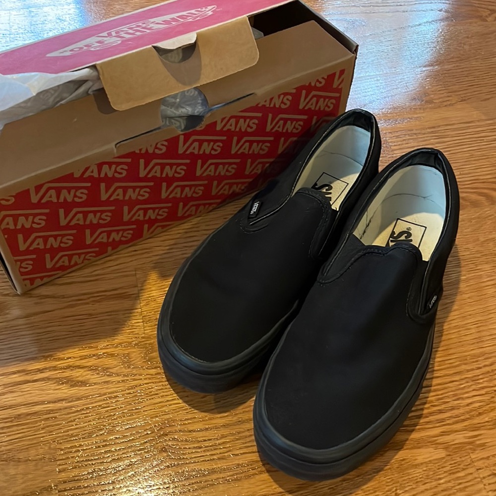 Vans Classic Slip-on Black 7 M/ 8.5 W